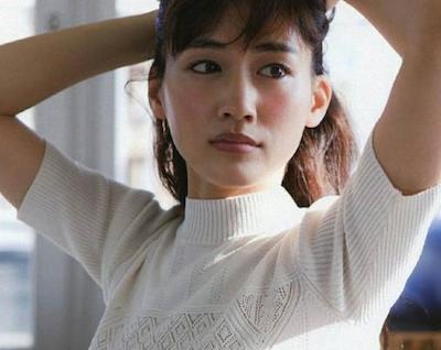 【画像】綾瀬はるかって相変わらずいいお●ぱいしてるよなｗｗｗｗｗｗｗｗｗｗ