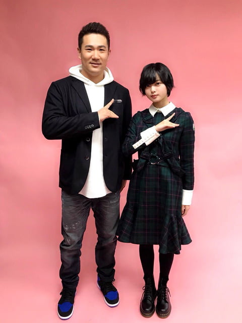 【悲報】平手友梨奈さん、男性ファンとの2ショット画像流出（※画像あり）
