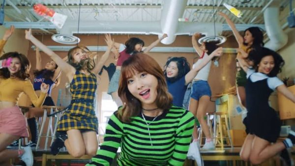 【動画】TWICEのお●ぱいデカすぎシコタｗｗｗｗｗｗｗｗｗｗｗｗ