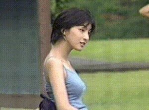 【GIF画像】全盛期・広末涼子の乳揺れGIFがいくらなんでもエッチすぎるｗｗｗｗｗｗｗｗｗ