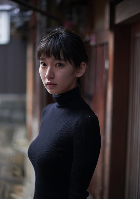 吉岡里帆とかいう第2のガッキーww.ww.ww.ww.ww.ww