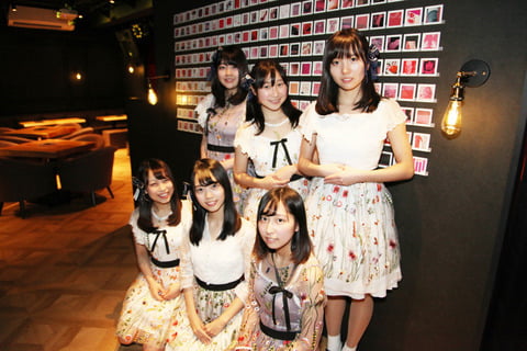 すっぴんカフェにすっぴんアイドル　しかも激可愛いく濃い化粧で誤魔化すよりアリ （※画像あり）