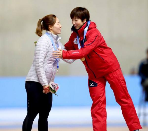 イサンファと小平奈緒が仲良しすぎて百合っぽくて素敵と話題にｗｗ（画像）