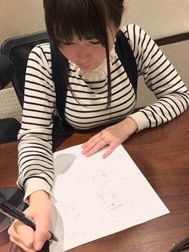 この美人声優を上から見た結果ｗｗｗ色気がスゴイｗｗｗ（画像）