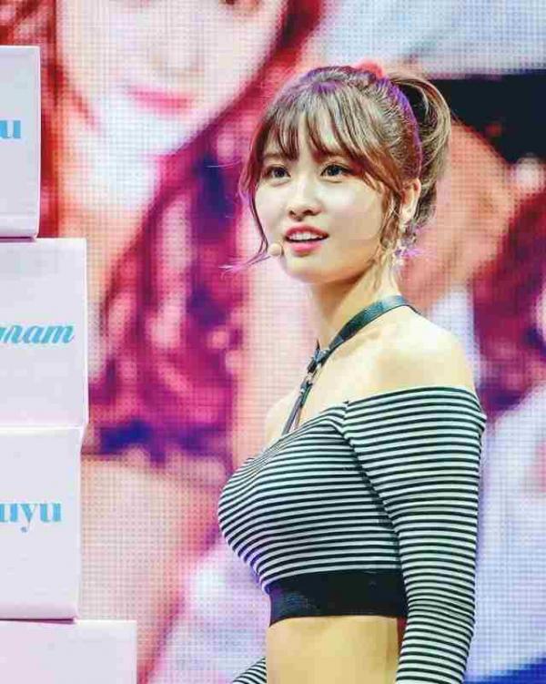 TWICEの上半身セクシーすぎる事が判明ｗｗｗ（画像）