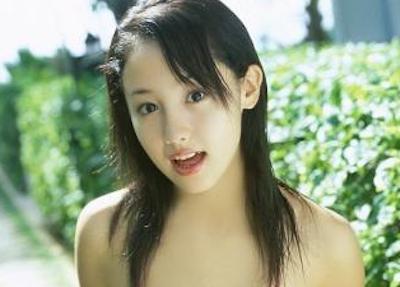 【お宝画像】沢尻エリカって意外とムチムチしててシコリティたけええええええええええええ