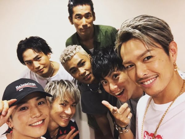 【GIF画像】三代目JSB「腕立て伏せなんて余裕っすよ！ｗ」→結果ｗｗｗｗｗｗｗｗｗｗｗｗ