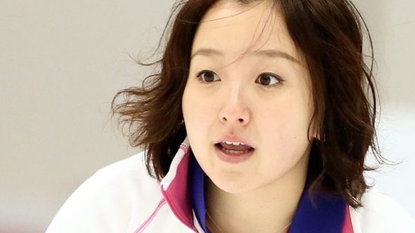 【画像】カーリング藤澤五月(156cm,58kg)が奇跡的にかわえええええええええええええええ
