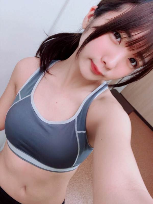 セクシーすぎる衣装でジムにいく美少女ｗｗｗ（画像）