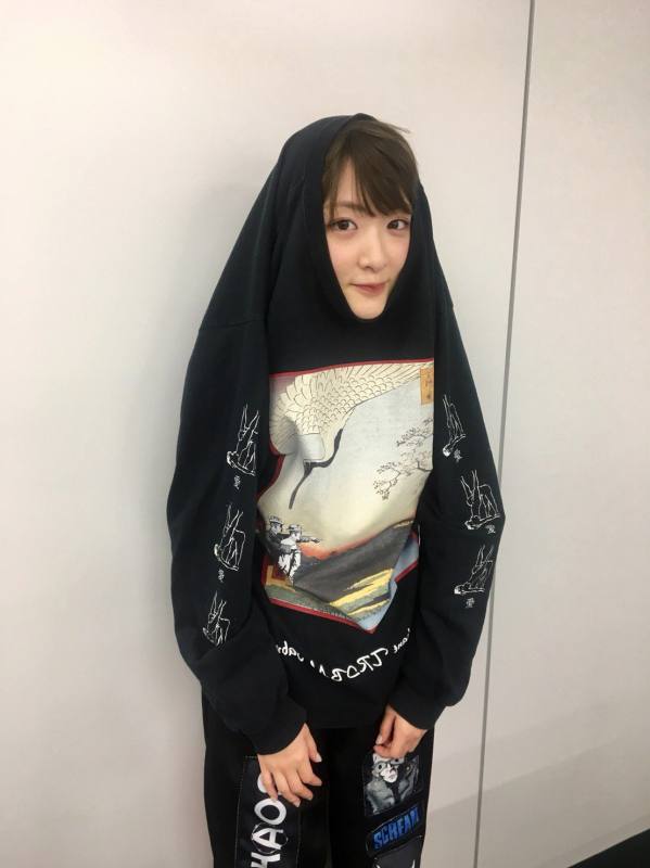 生駒里奈の服のデザインが性的すぎてやばいｗｗｗ（画像）