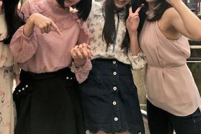 【画像】 Ａ Ｖ 女 優 の お 花 見 を ご 覧 く だ さ い