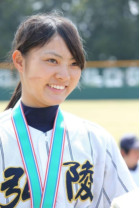 【朗報】美しすぎる女子高校球児、発見される （※画像あり）