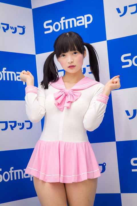 ソフマップに童顔娘ちゃんｷﾀ━━━━(ﾟ∀ﾟ)━━━━!! （※画像あり）