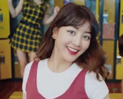 【画像】TWICEのリーダーのおっぱいデカすぎだろ！これはもう抜けるレベル！