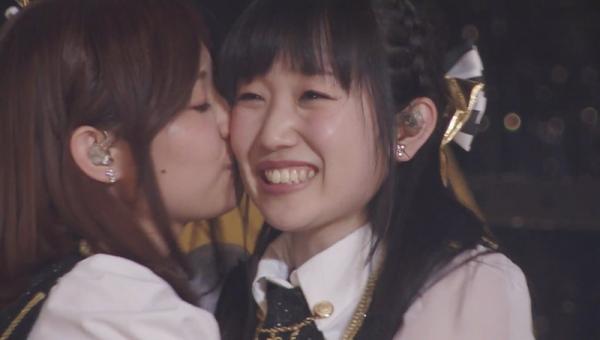 女性にキスされて喜ぶ田所あずささんがかわいいｗｗｗ（画像）