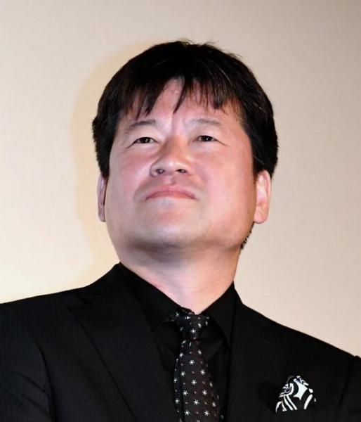 【驚愕】佐藤二朗、わずか４文字謎ツイートで、７４００件超のいいね！付く