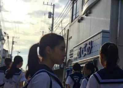 【最新画像】土屋太鳳、ぱんぱんのお●ぱいを見せつける！