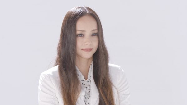 【衝撃】安室奈美恵がこの１年で稼いだ金額がガチですげええええええええええええええ